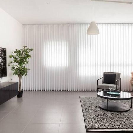 Oַ&O Group-Amazing Apt Bat-Yam 3 Min Walk To Beach บัตยัม ภายนอก รูปภาพ