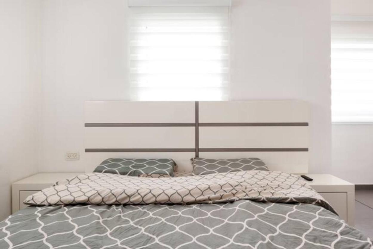 Oַ&O Group-Amazing Apt Bat-Yam 3 Min Walk To Beach บัตยัม ภายนอก รูปภาพ