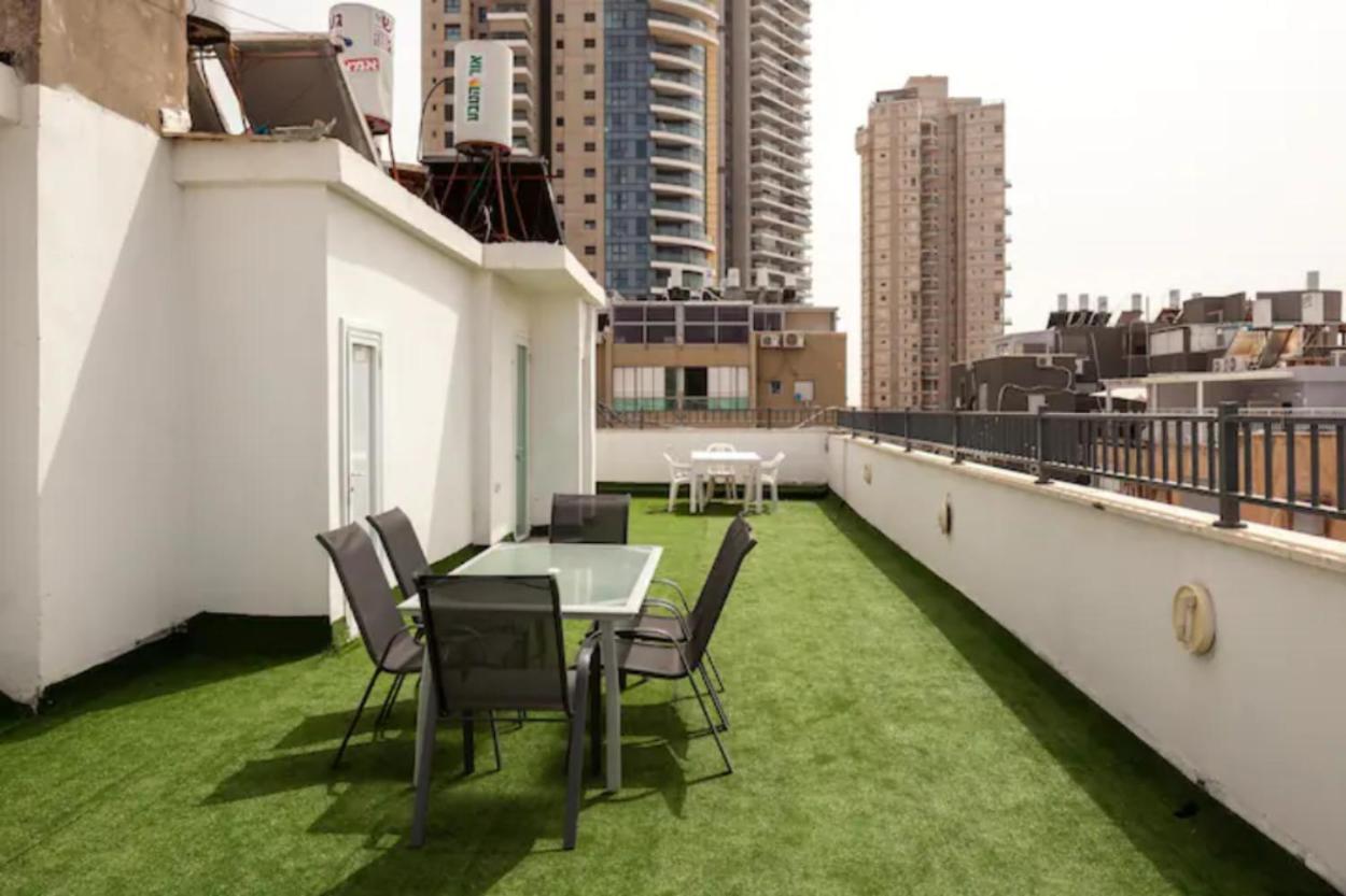 Oַ&O Group-Amazing Apt Bat-Yam 3 Min Walk To Beach บัตยัม ภายนอก รูปภาพ
